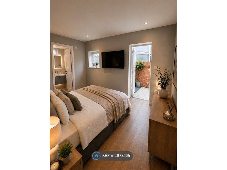 Property photo 1 of 3