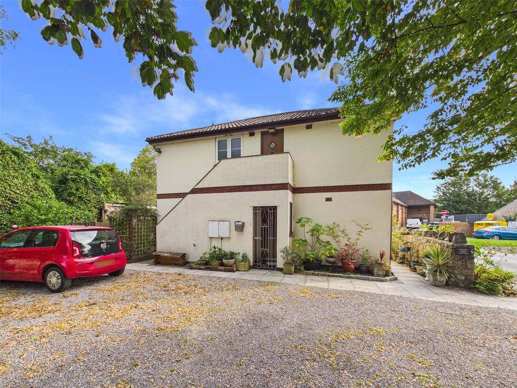 Property photo 1 of 10 Picture No. 13