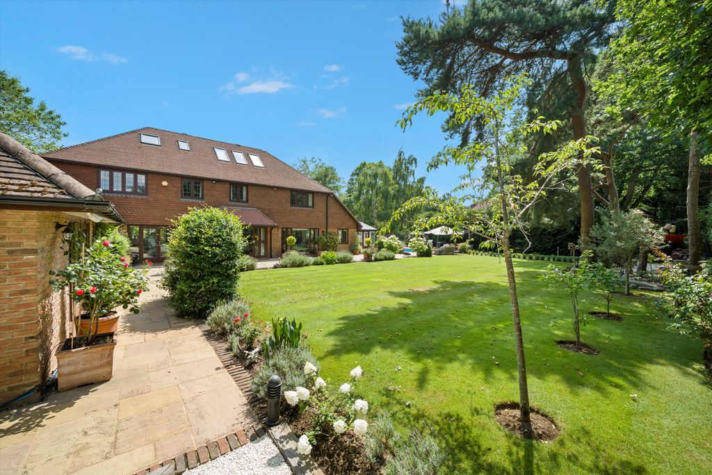 Property photo 1 of 39 Image