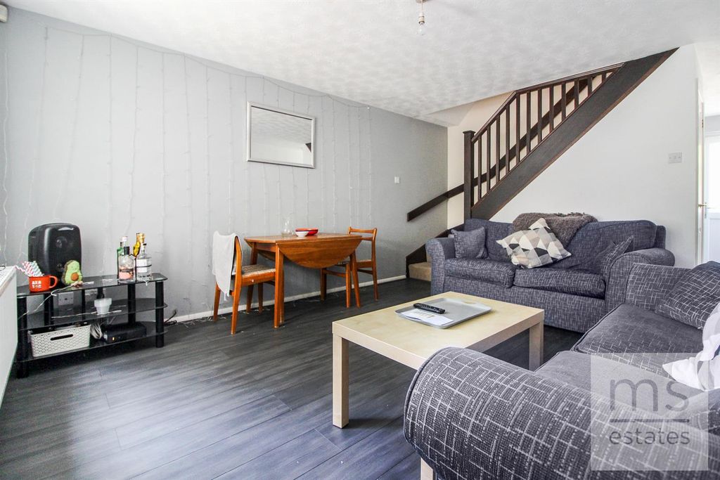 Property photo 3 of 11 Img_8396.Jpg