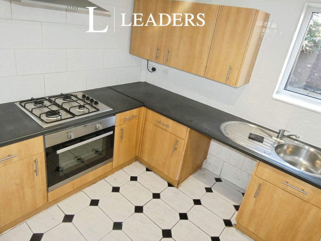 Property photo 1 of 11 Pbox-Img.Jpg
