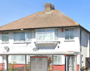 Property photo 1 of 1 2 Bed Semi-Detached House To Rent Bath Road, Hayes Ub3 5Ah