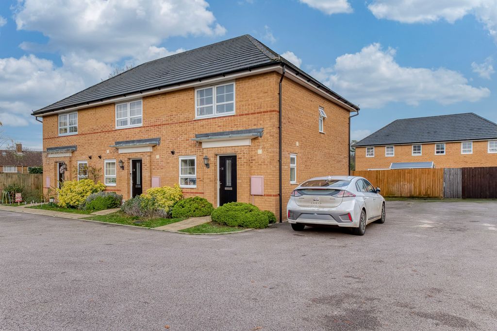 Property photo 1 of 18