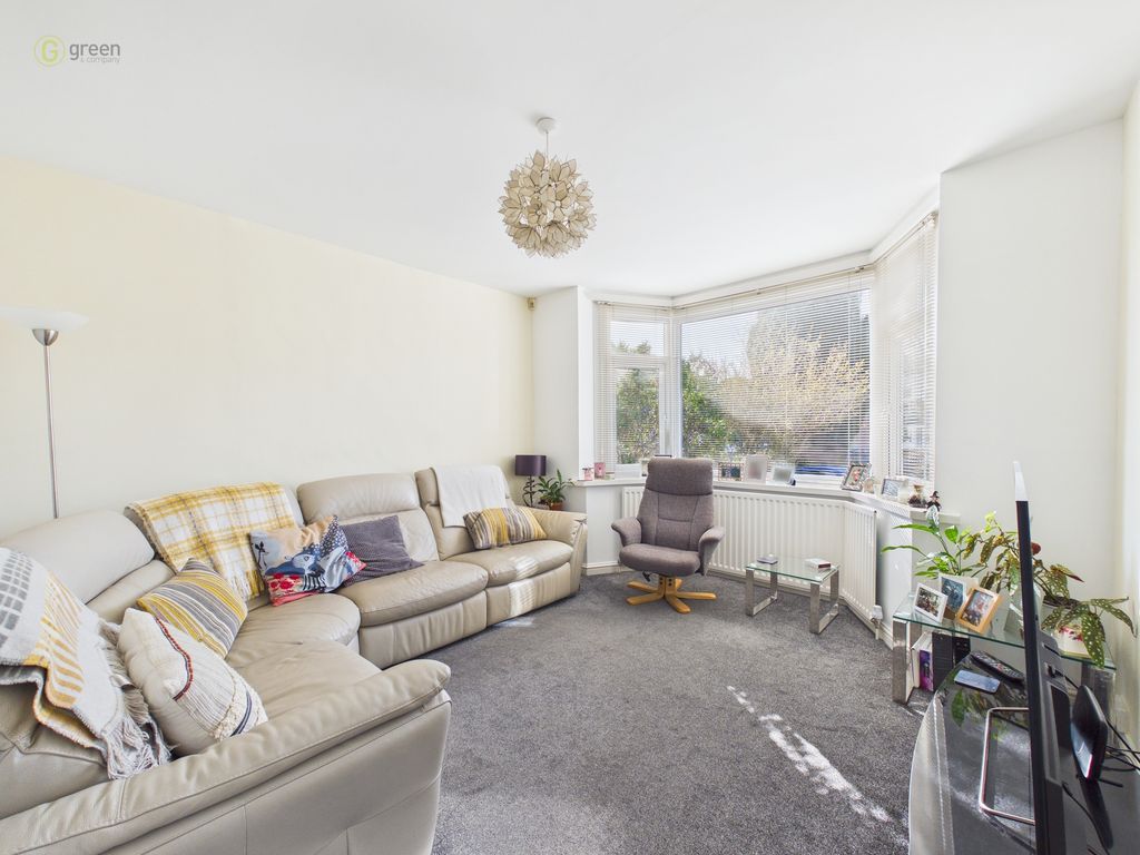 Property photo 3 of 42 Cam05591G0Pr0154Still028