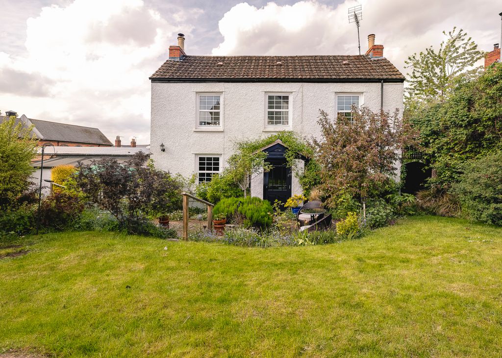Property photo 1 of 29 Picture No. 38