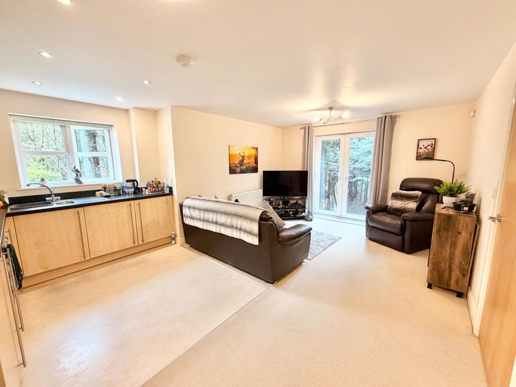 Property photo 2 of 8 Open Plan Lounge/Kitchen
