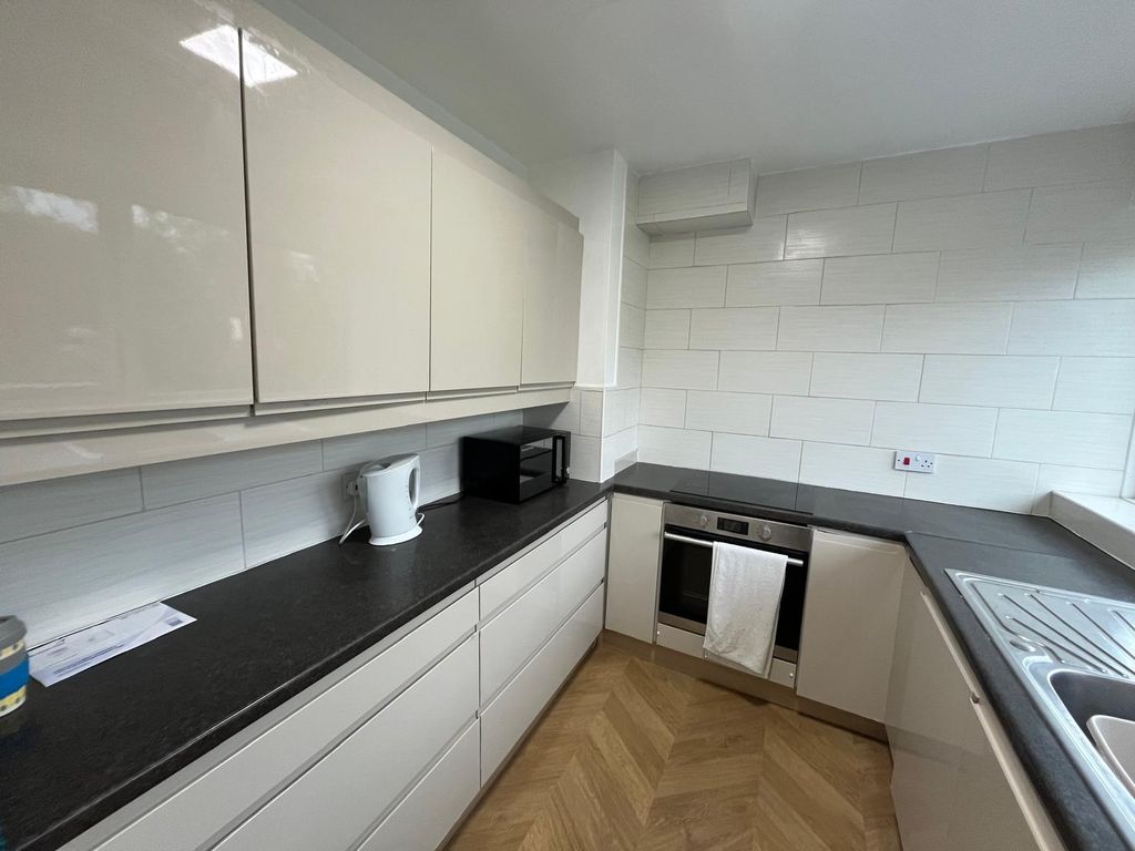 Property photo 3 of 14 Img-20250106-Wa0005