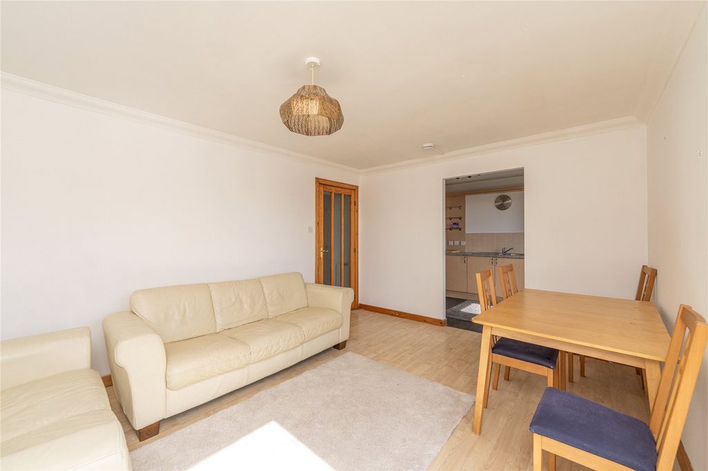 Additional image 4 of 2 bed flat for saleSwallow Brae, Livingston, West Lothian EH54
