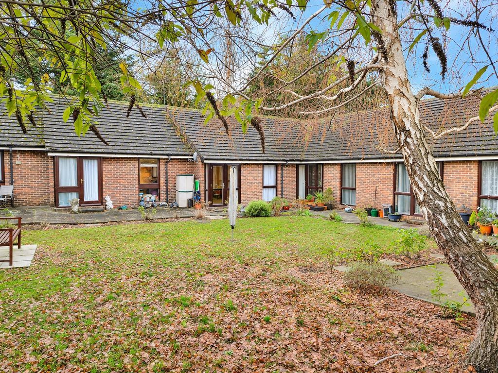 Property photo 1 of 20 Rear Aspect