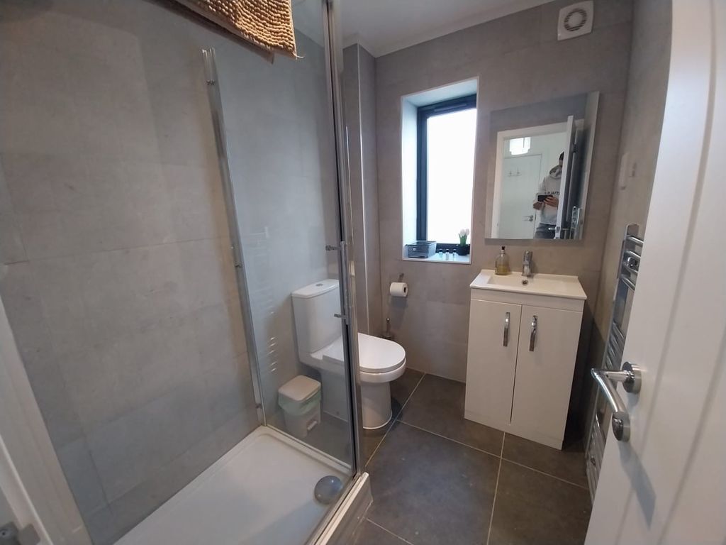 Property photo 3 of 4 Image