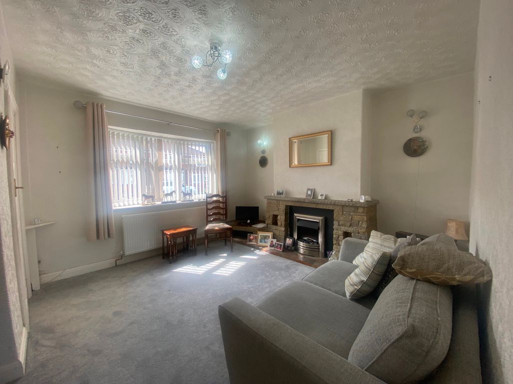 Property photo 2 of 4