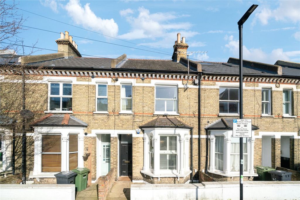 Property photo 2 of 13 Picture No. 24