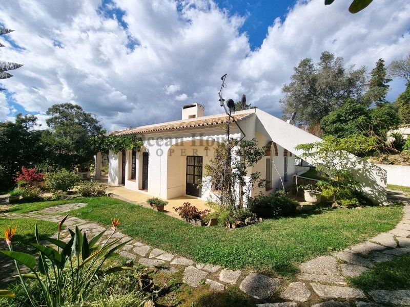Property photo 1 of 31