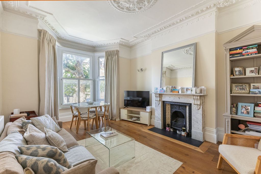 Property photo 2 of 11 Reception Room