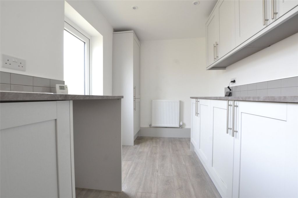 Property photo 2 of 13 Kitchen