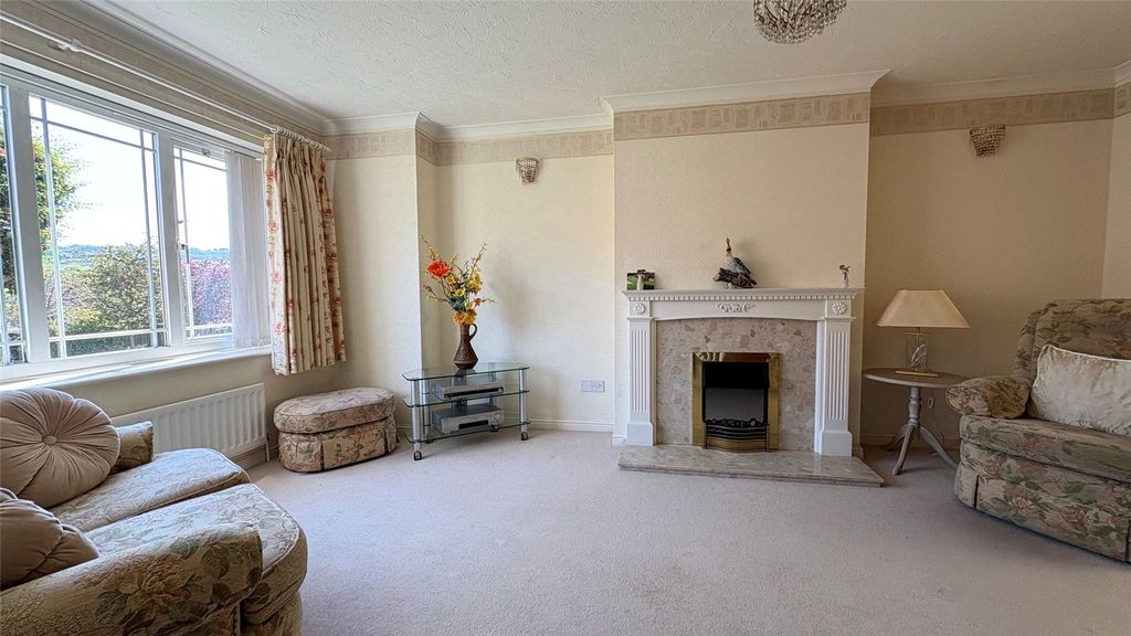 Property photo 2 of 16 Picture No. 04