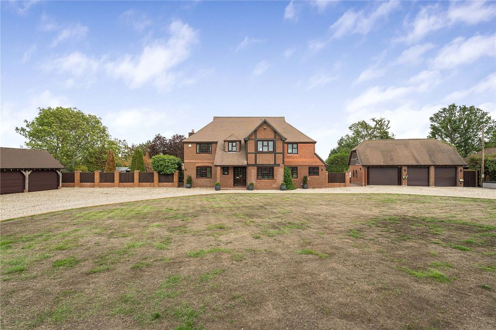 Property photo 1 of 37 Picture No. 36