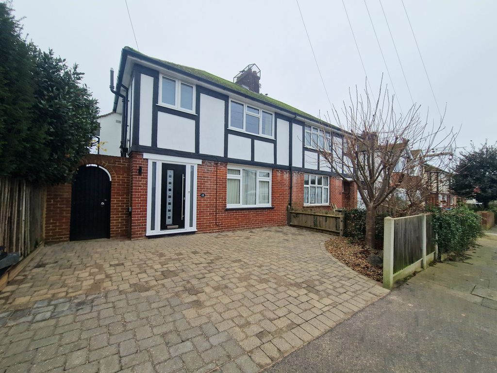 Property photo 1 of 17 Photo