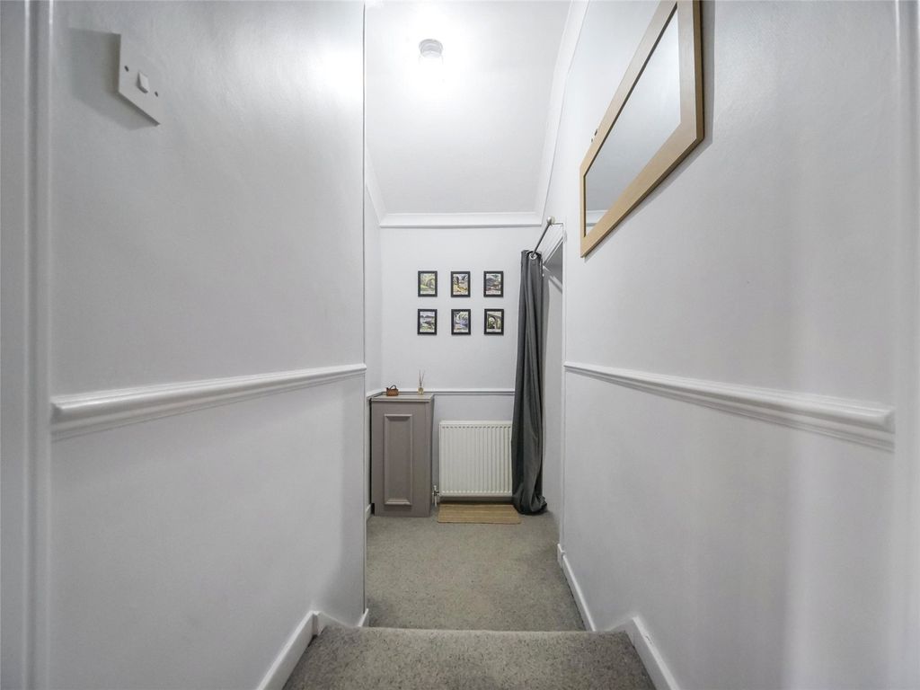Property photo 3 of 17 Picture No. 05