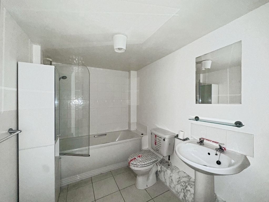 Additional image 8 of 2 bed flat for saleThe Gills, Otley LS21