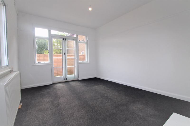 Property photo 3 of 14 Photo 9