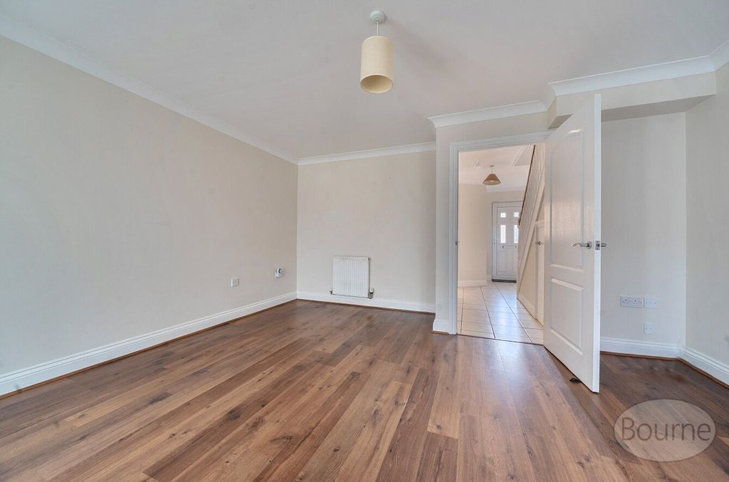 Property photo 3 of 16 Picture No. 13