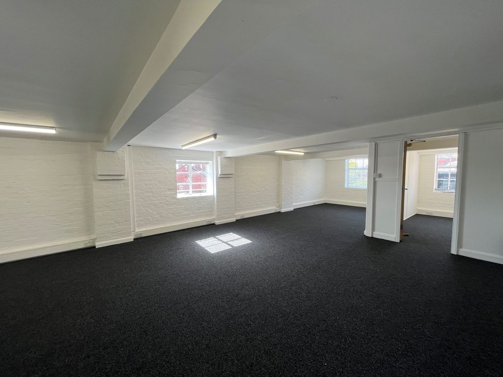Property photo 2 of 3 Img_11007_2_Original.Jpg