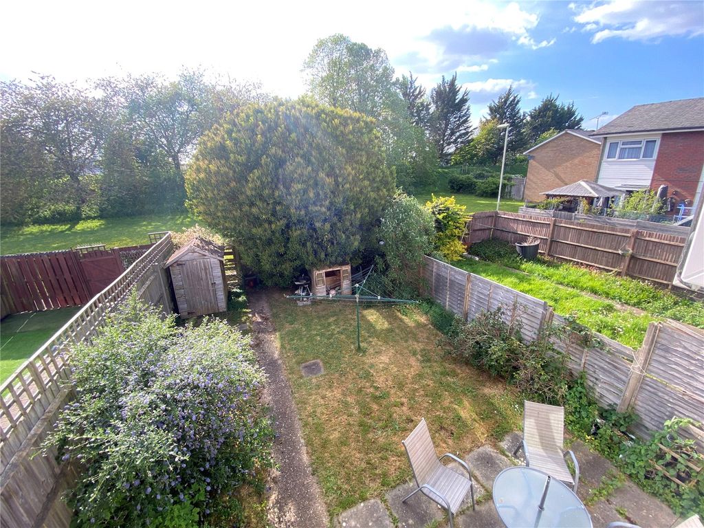 Property photo 3 of 11 Picture No. 02