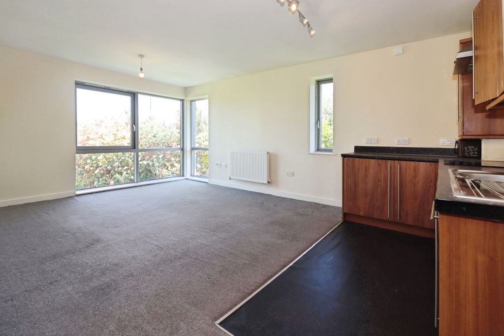 Property photo 1 of 18 Pbox-Img.Jpg
