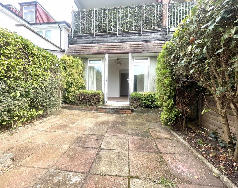 Property photo 2 of 8