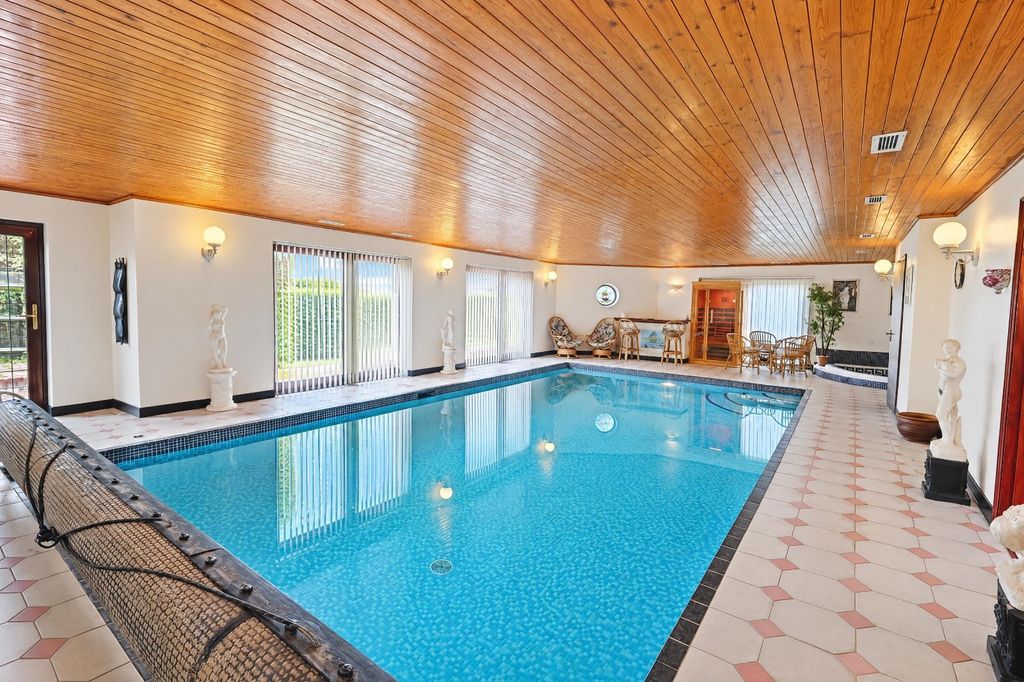 Property photo 3 of 67 Picture No. 74