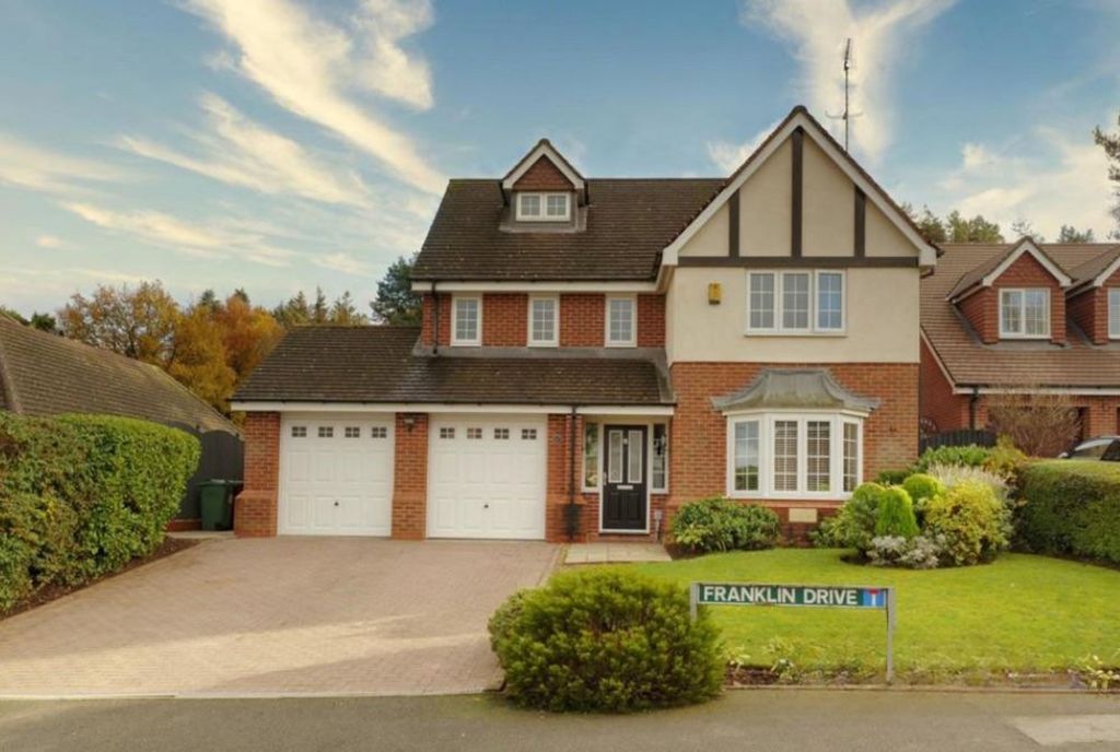 Property photo 1 of 22