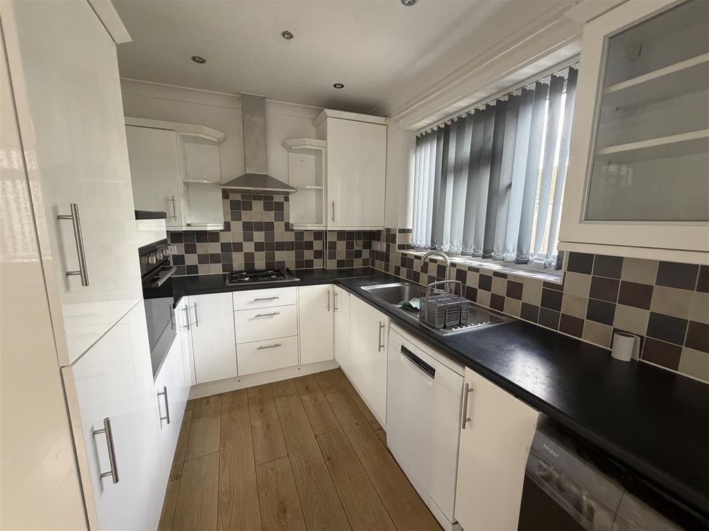 Property photo 2 of 9 Img_1646.Jpg
