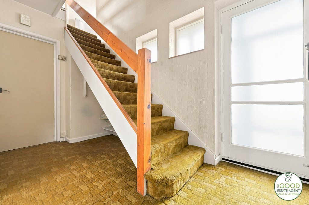 Property photo 2 of 30