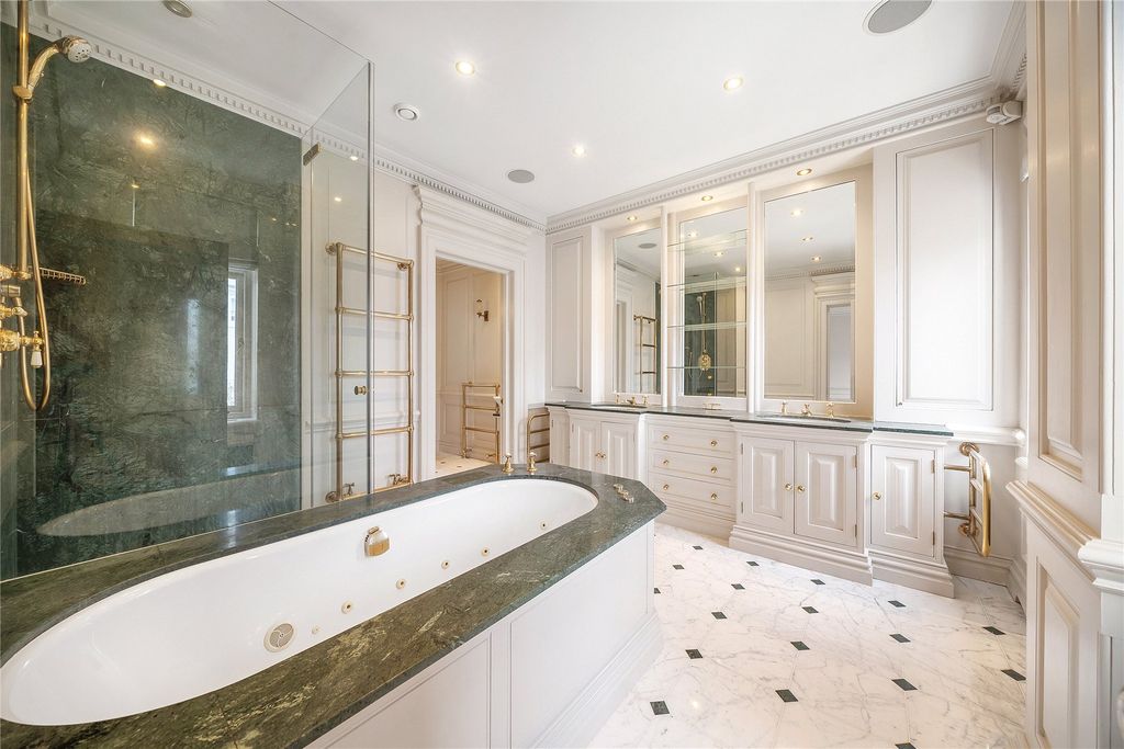 Property photo 3 of 31 Picture No. 29