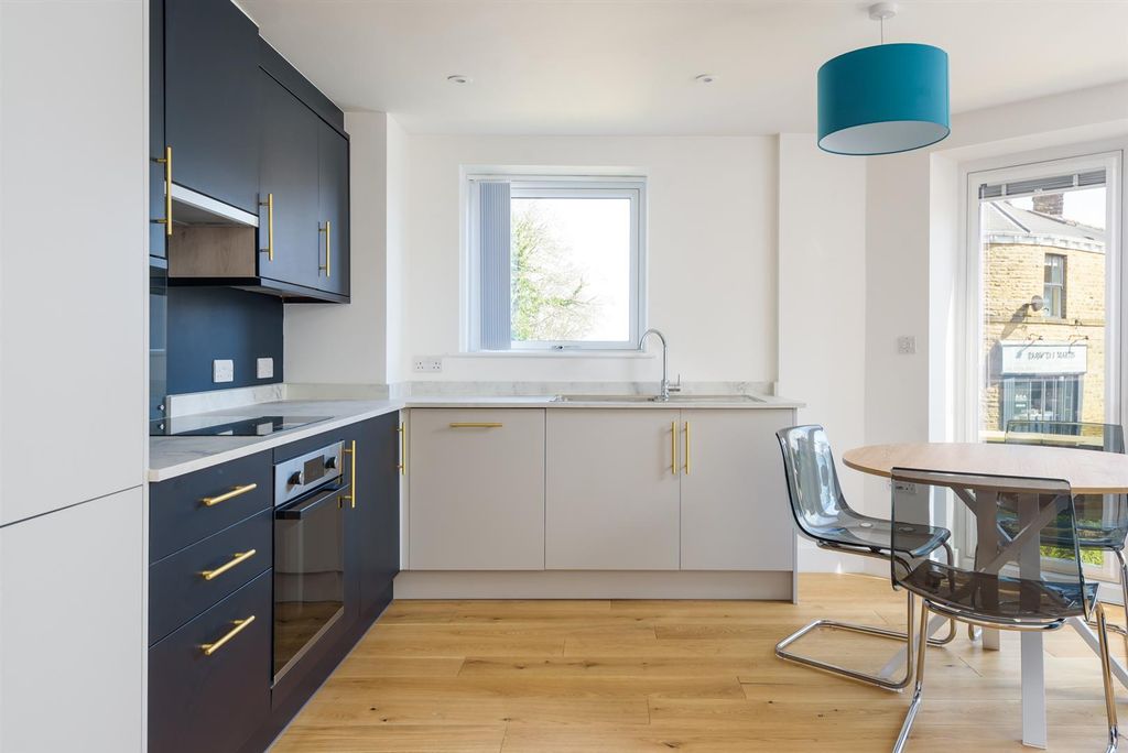 Property photo 3 of 17 Untitled-8.Jpg
