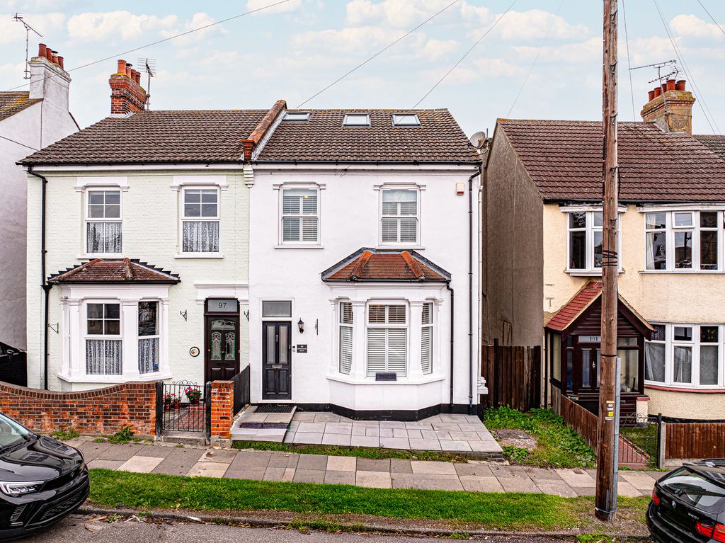 Property photo 1 of 39