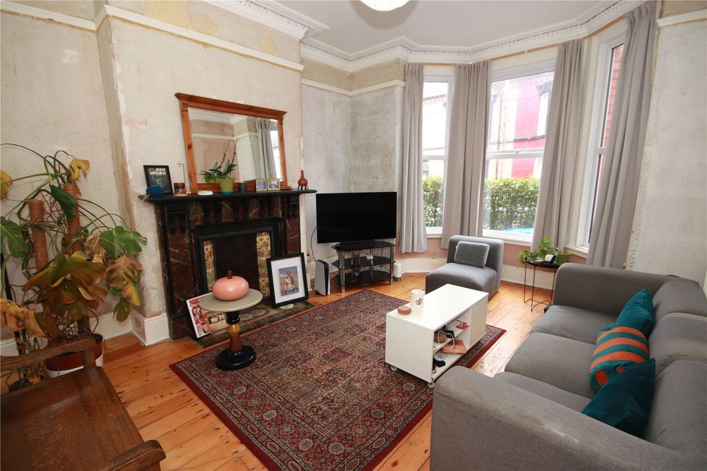 Property photo 2 of 18 Picture No. 05