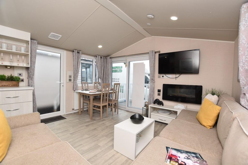 Property photo 3 of 15 Atlas Lookout (16).Jpg