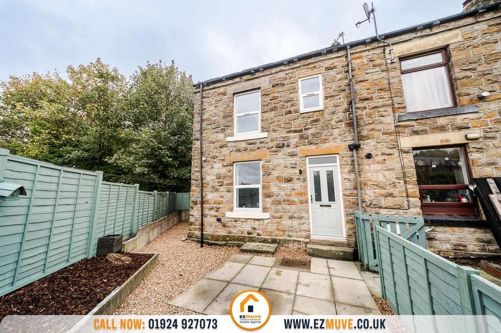 Property photo 2 of 16