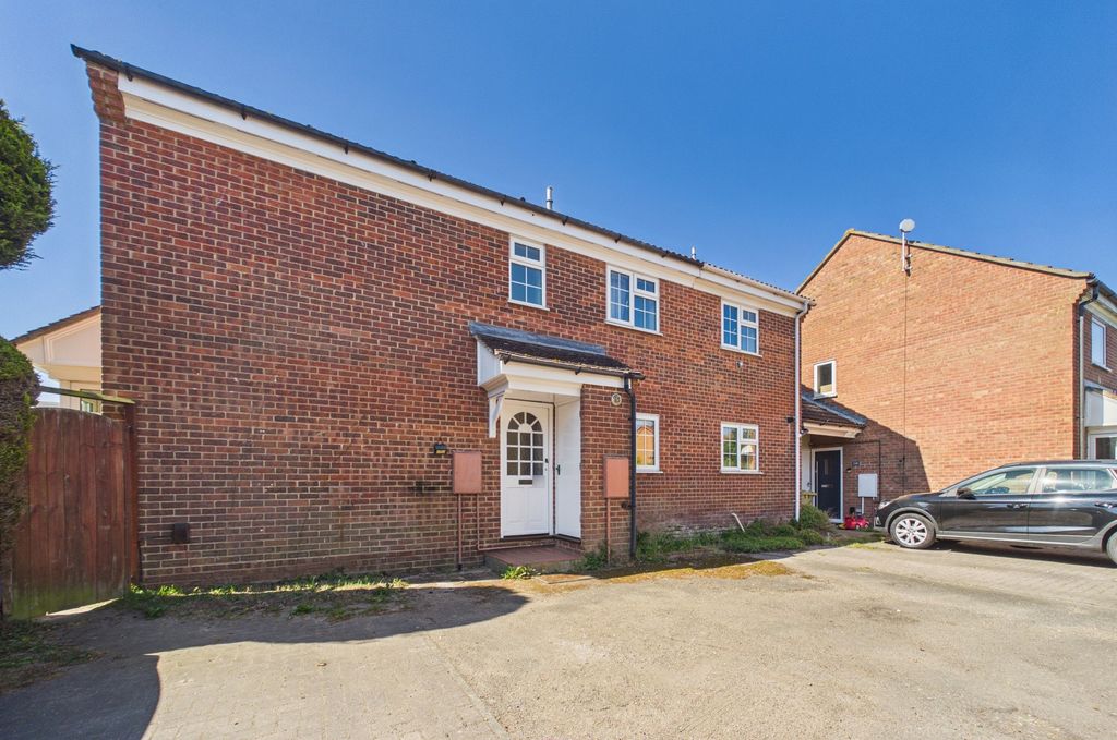 Property photo 1 of 14 Cam03259G0-Pr0282-Still001