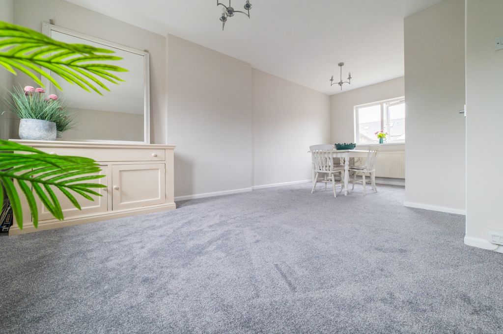 Property photo 2 of 17 Call 02920 454555 To Secure Your Viewing_1