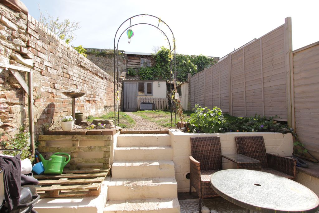 Property photo 3 of 3