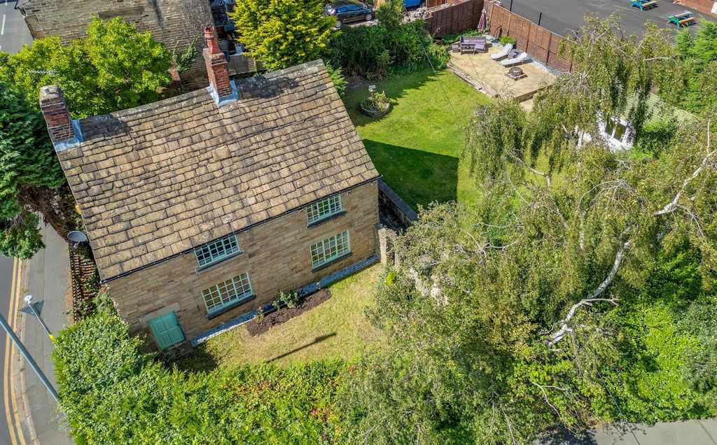 Property photo 1 of 23