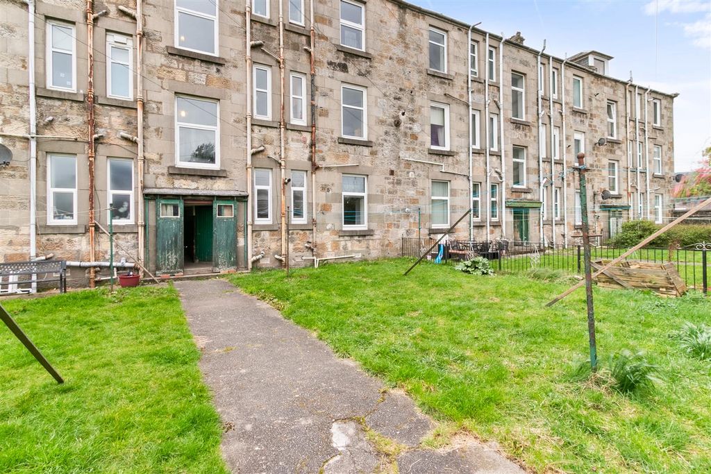 Additional image 21 of 2 bed flat for saleGlasgow Road, Dumbarton G82