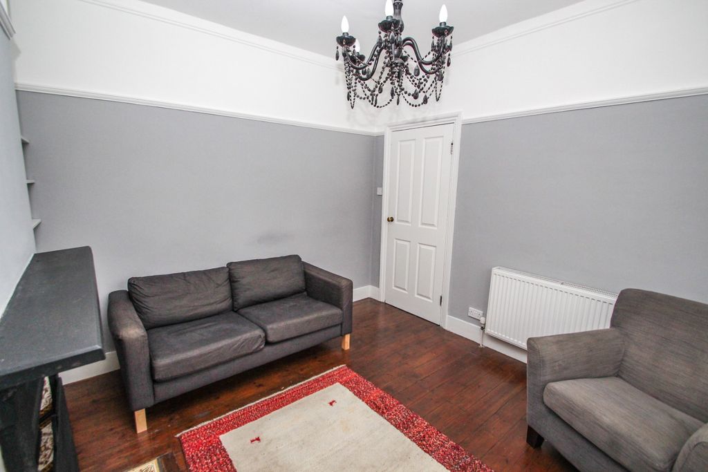 Property photo 3 of 15 6104632