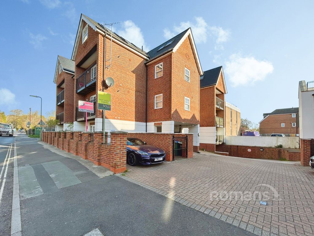 Property photo 3 of 14 Pbox-Img.Jpg