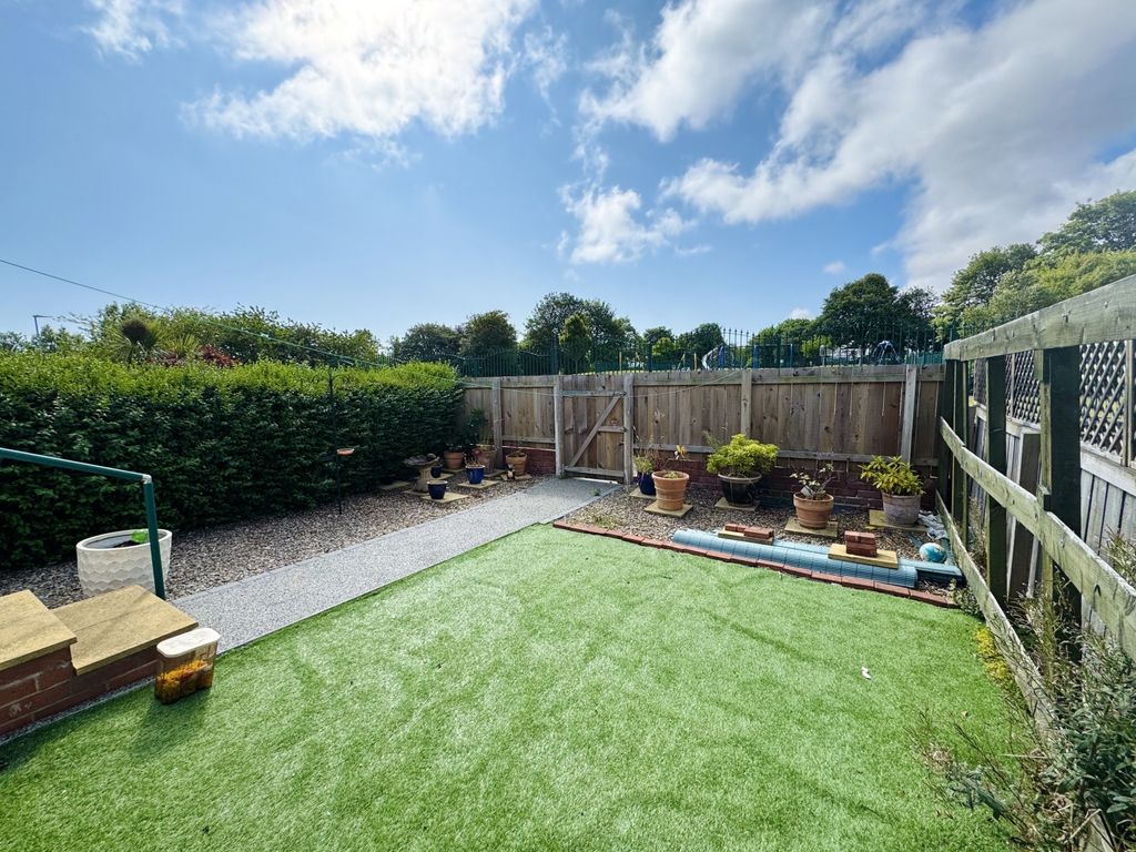Property photo 2 of 13 Img_4665
