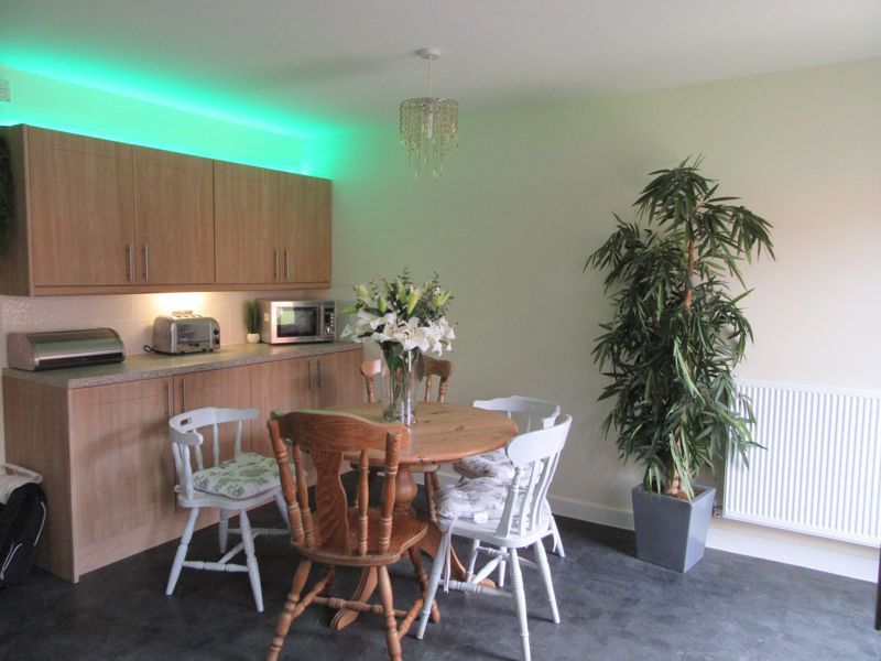 Property photo 2 of 31 Photo 51