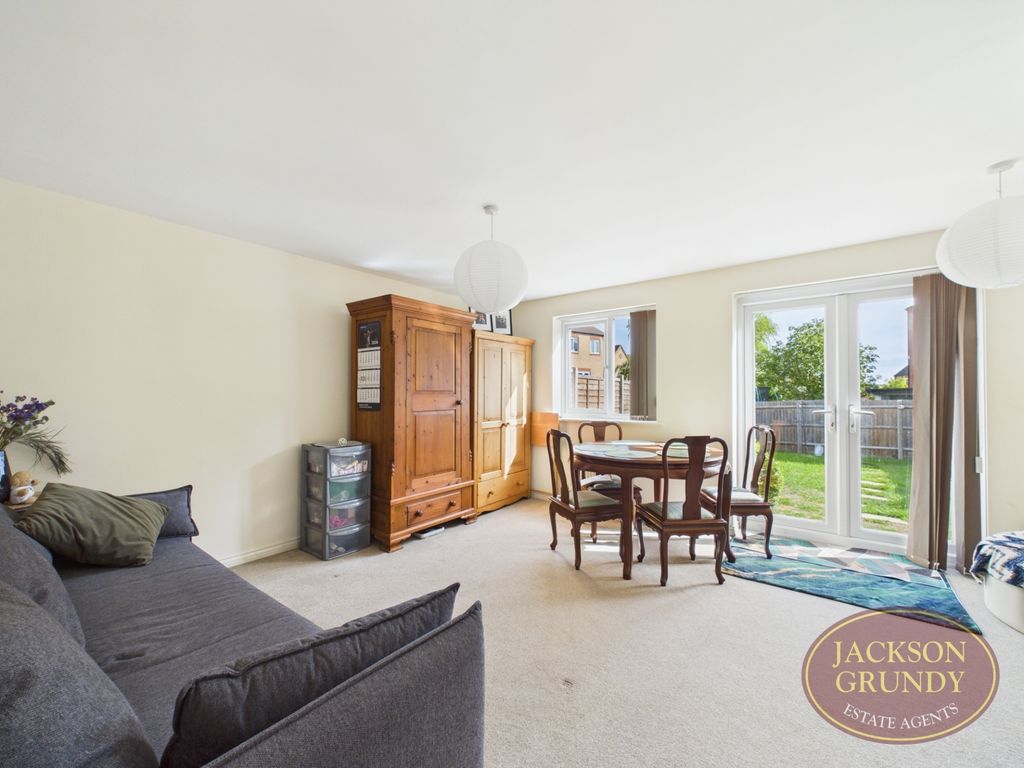 Property photo 3 of 15 Stratford Road